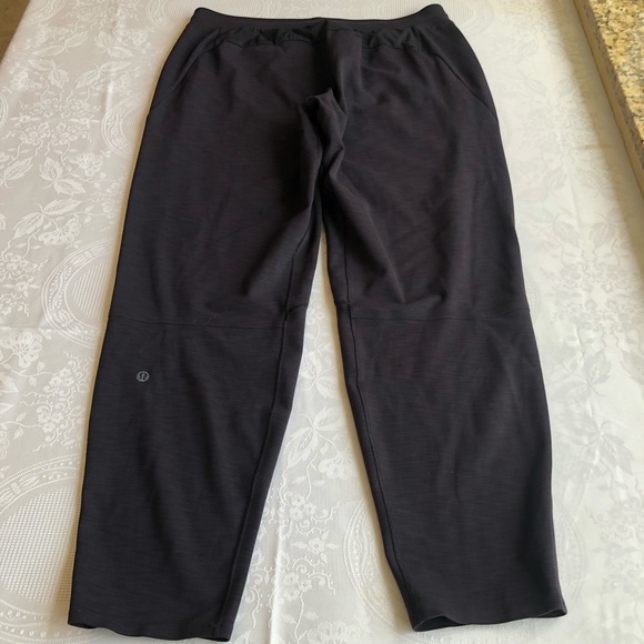 Lululemon Athletica Men’s Size L Black Joggers Sweatpants Yoga Pants Activewear - Picture 11 of 16